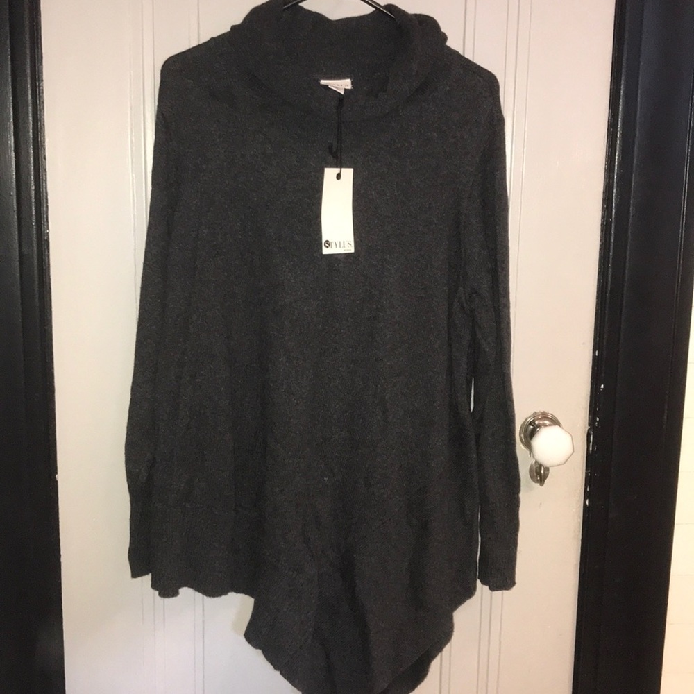 NWT PLUS 1X Charcoal Grey sweater